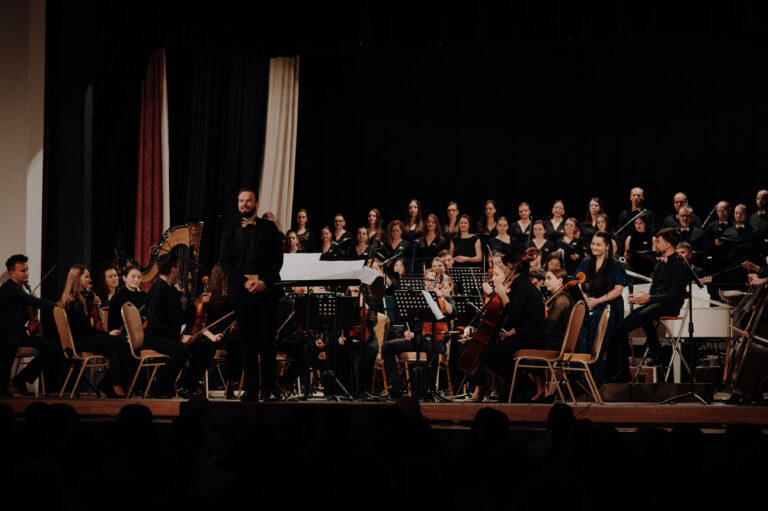 Slávnostný Novoročný koncert Filmové a popové legendy